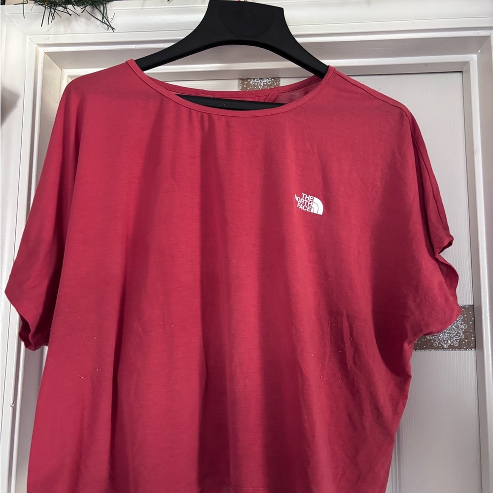 The North Face Wander Crossback Short Sleeve Shirt